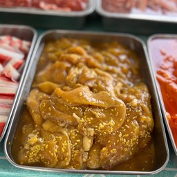 ไก่หมักรสน้ำผึ้ง