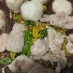 คุณย่าน้องโอปอล์ ก๋วยเตี๋ยวโกเด้ง & อาหารตามสั่ง