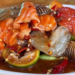 เหลาแซลมอนรวมทะเล