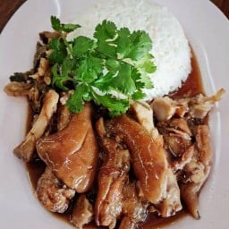 ขนมจีน แม่หน่อย สามพร้าว สาขา 1