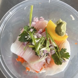 ข้าวญี่ปุ่นหมึกแซ่บ