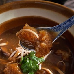 กระเพาะปลา M