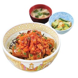 ข้าวหน้าไก่ยากิโทริกิมจิ และชุดสุดคุ้ม