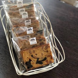 เค้กลูกพรุนมิกซ์ฟรุต