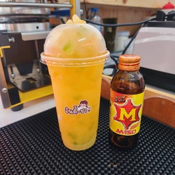 เอ็มร้อย ปีโป้ปั่น