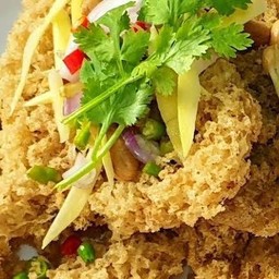 ยำปลาดุกฟู