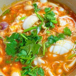 มาม่าต้มยำกุ้งหมึก