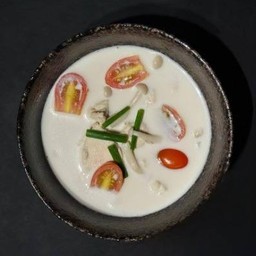 Tom Kha (chicken coconut soup).