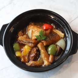 มะเขือผัดปลาหม้อดิน 煲鱼茄子