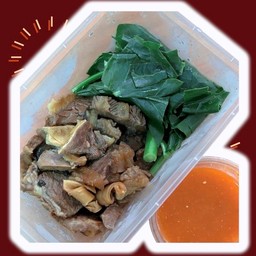 เนื้อตุ๋น(กับข้าว)