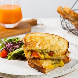 Guaca Grilled Cheeze