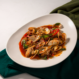 หอยลายผัดพริกเผา