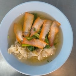 ชายสี่ บะหมี่เกี๊ยว ม.ทำเลทอง