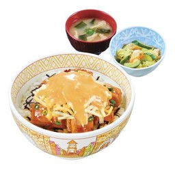 ข้าวหน้าไก่ยากิโทริชีสลาวา และชุดสุดคุ้ม