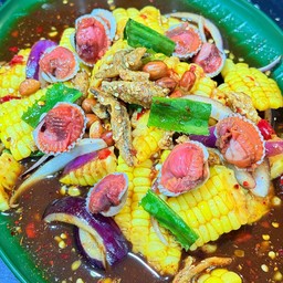 ยำข้าวโพดหอยแครง