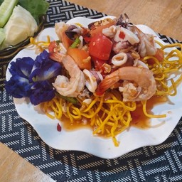 ตำทะเล หมี่กรอบ