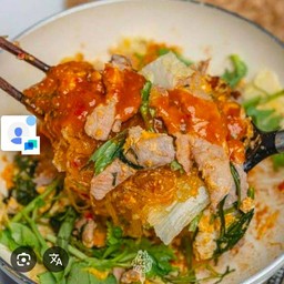 สุกี้แห้ง