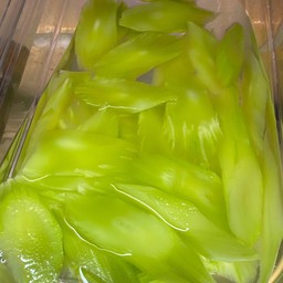 ผักกาดแก้วต้น萵筍片