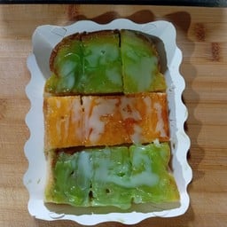 ปังปิ้ง-(2 ไส้ -แยมรสส้มสลับสังขยาใบเตย)