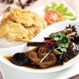 ข้าวชิ่โครงหมูพะโล้