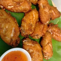 ปีกไก่ทอดน้ำปลา