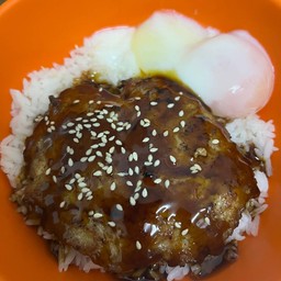 ข้าวหน้าเเฮมเบิร์ก