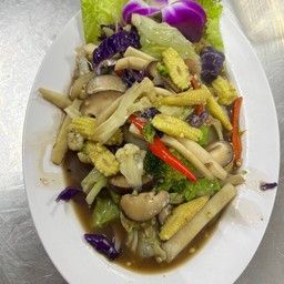 ผัดผักไม่ใส่เนื้อสัตว์