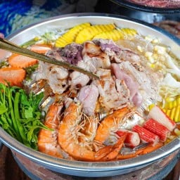 ทวีโชคหมูกะทะ รัชดา สาขา18 รัชดา