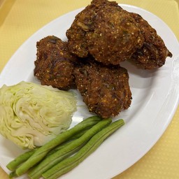 ลาบหมูทอด