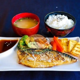 Saba Teriyaki Don ข้าวซาบะย่าง พร้อมซุป