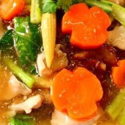 ราดหน้าไก่