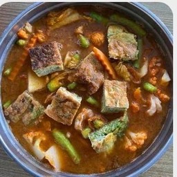 แกงส้มชะอมกุ้ง