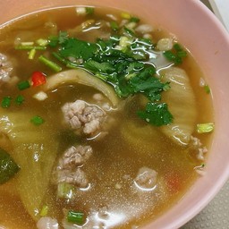 ต้มแซ่บผักกาดดองหมูสับ