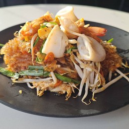 ผัดไทย วุ้นเส้น กุ้ง ปลาหมึก Shrimp+Squid Pad Thai with Glass Noodles