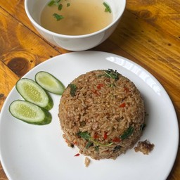 กระเพราข้าวคลุก