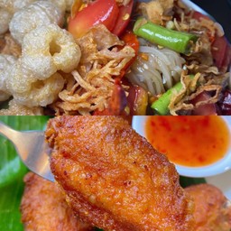 เซตตำเส้นเล็กปลาร้า + ไก่ทอด