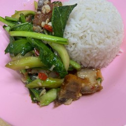 ข้าวราดผัดผัก