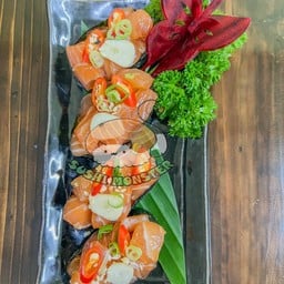 Sushi Salmon ดองซีอิ้วญี่ปุ่น (4pcs.)