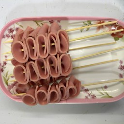 โบโลน่าไก่