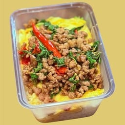 ข้าวไข่ข้นกะเพรา