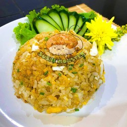 Garlic Fried Rice ข้าวผัดกระเทียม