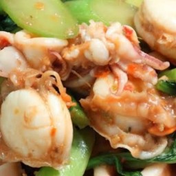 ข้าว+คะน้าทะเลน้ำมันหอย(กุ้ง+ปลาหมึก)