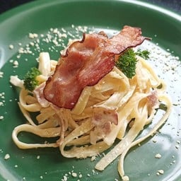 อัลเฟรโด เบค่อน