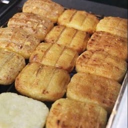 ข้าวจี่ 2 ชิ้น