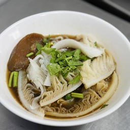 ก๋วยเตี๋ยวสไบนางล้าน