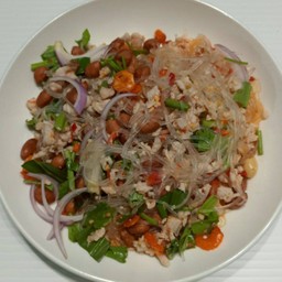 ยำวุ้นเส้นโบราณ