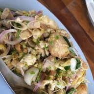ไก่บ้านพล่าระกำ