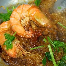 กุ้งแม่น้ำอบวุ้นเส้น