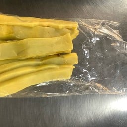 ปักหลักป่นแจ่ว ตลาดโต้รุ่ง