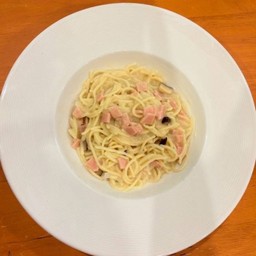 สปาเกตตีคาโบนาล่า